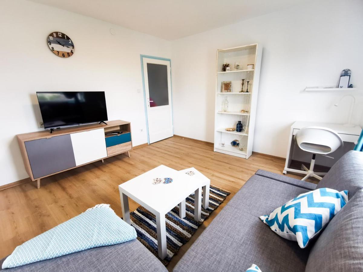 Sea Star Apartment Pula Exteriér fotografie